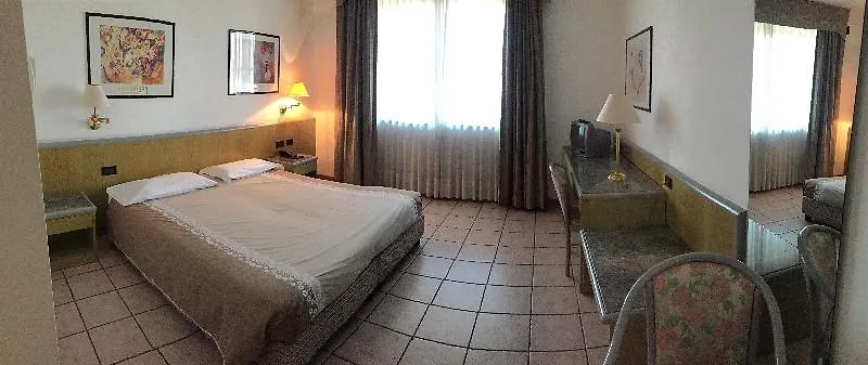 Hotel Verri Misano di Gera dʼAdda