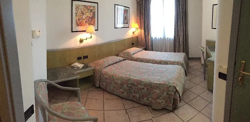 Hotel Verri Misano di Gera dʼAdda