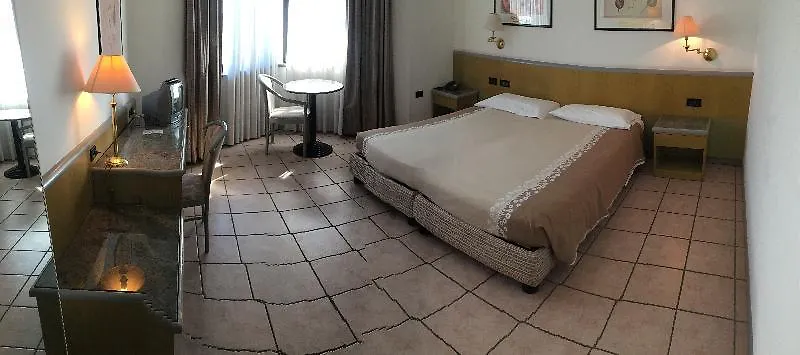 Hotel Verri Misano di Gera dʼAdda